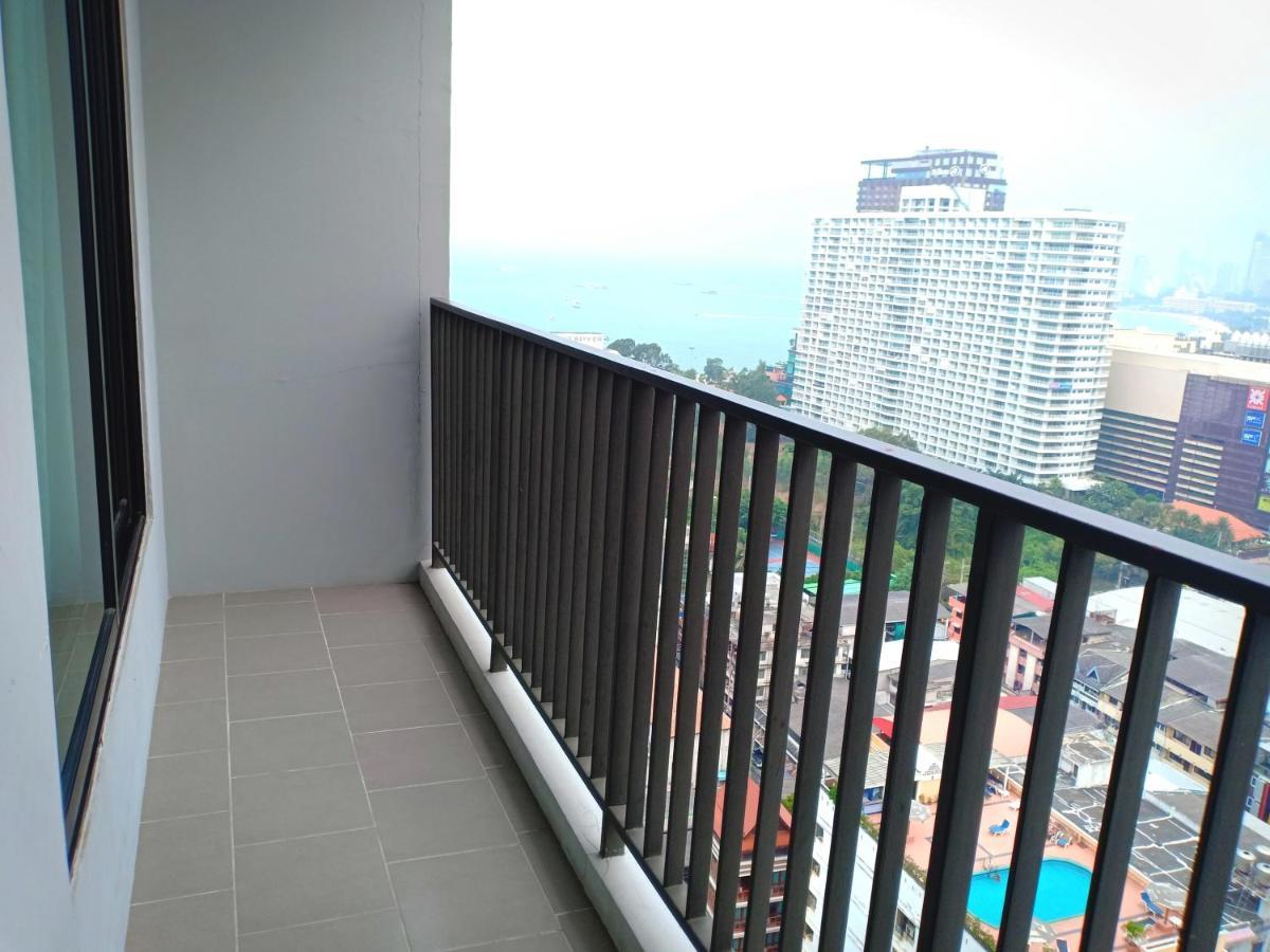 The Base Horizon Central Pattaya Apartman Kültér fotó